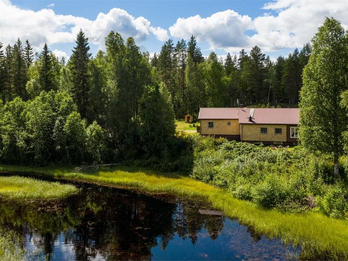 8 rok · 129 m² · Gärdås 309
