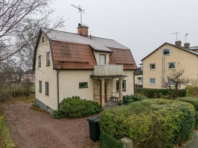 7 rok · 139 m² · Bondebygatan 16