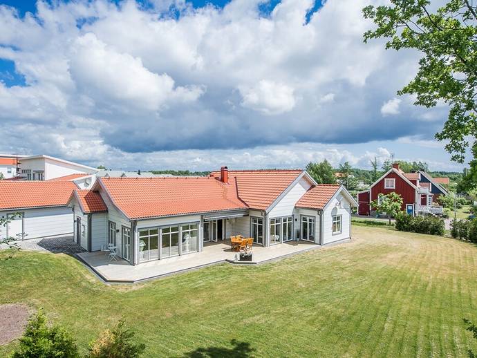 6 rok · 184,7 m² · Aspåsvägen 1