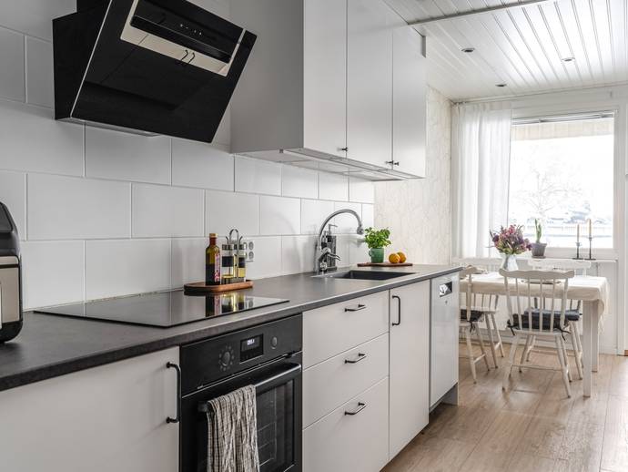 Apartment, 3 rooms, 80 m²