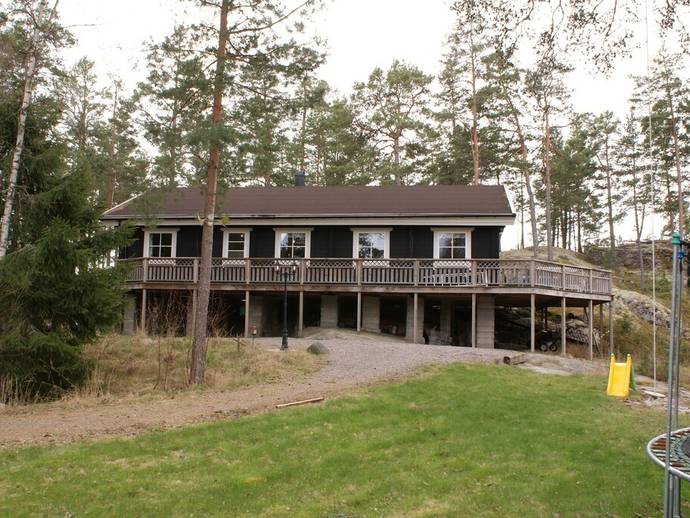 3 rok · 104 m² · Traststigen 254
