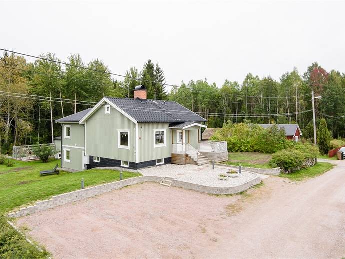 6 rok · 100 m² · Movägen 7