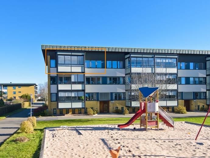 4 rok · 100 m² · Södra Skogsvägen 13 A