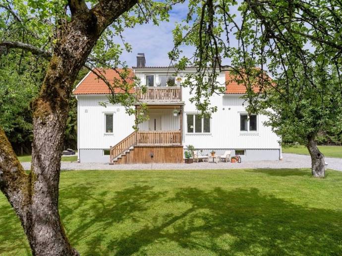 girh-llstorp-g-rden-i-v-sterljung-trosa-kommun-villa-till-salu-hemnet
