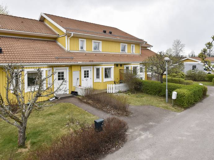 4 rok · 107 m² · Brinkbacken 8