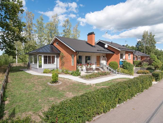 6 rok · 119 m² · Rönnbärsvägen 12