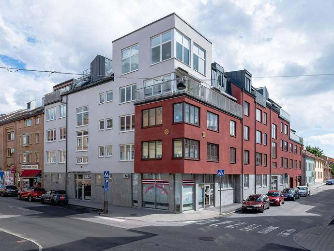 Brunnsgatan 32 i Centrum väster, Nyköpings kommun - lägenhet till salu ...