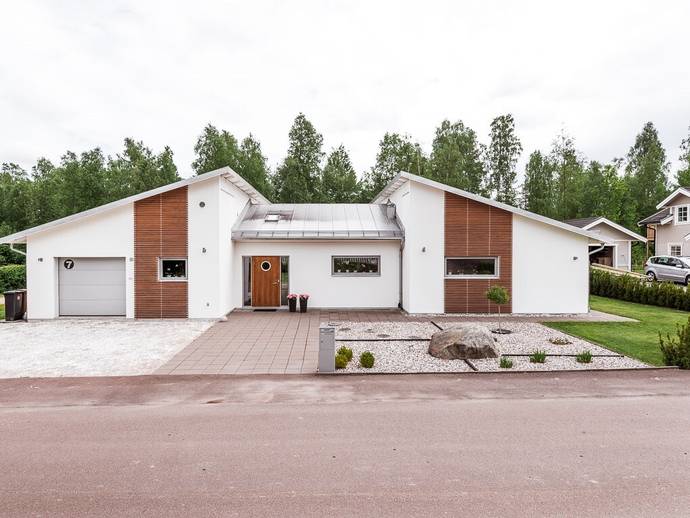 5 rok · 166 m² · Hästhovsvägen 7