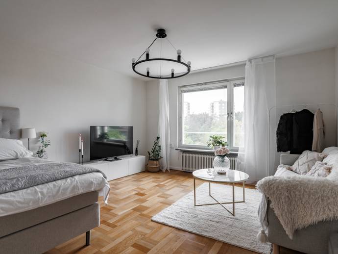 Lägenhet, 1 rum, 40 m² i Fruängen