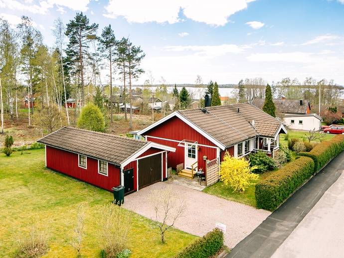4 rok · 95 m² · Delfinvägen 21