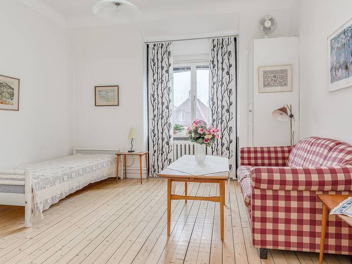 1 rok · 34 m² · Nynäsvägen 325, 2tr