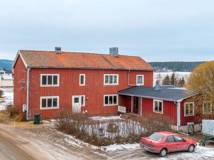9 rok · 254 m² · Åsak 20