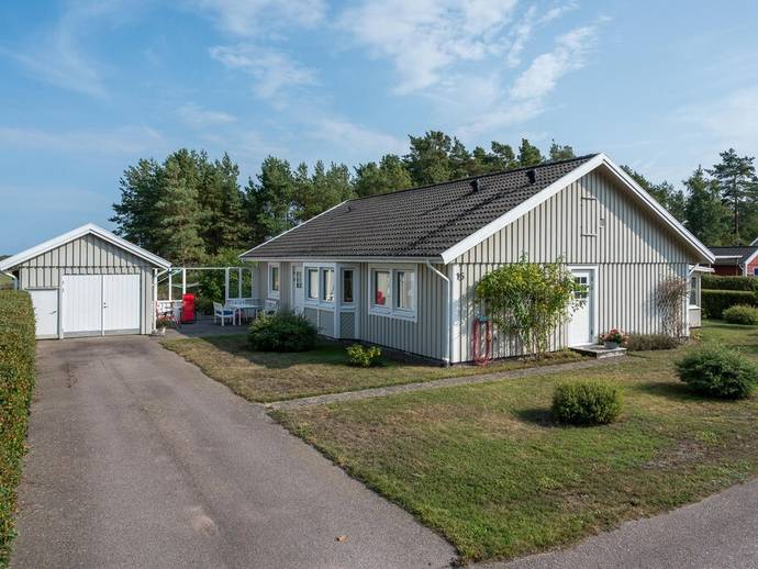 5 rok · 120 m² · Blomkvists väg 15
