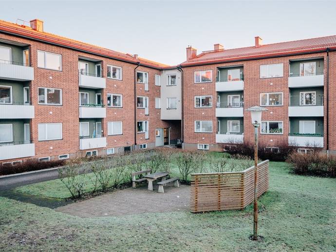 1 rok · 32 m² · Karlebygatan 3C