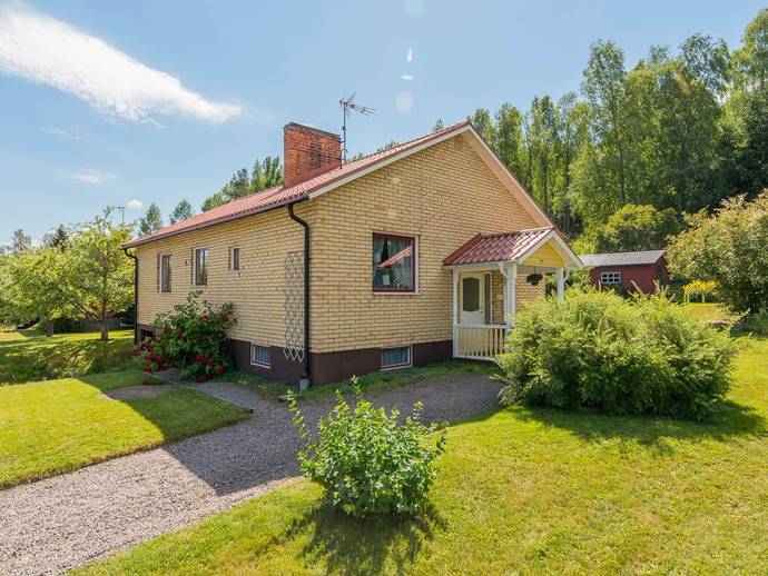4 rok · 89 m² · Backvägen 30