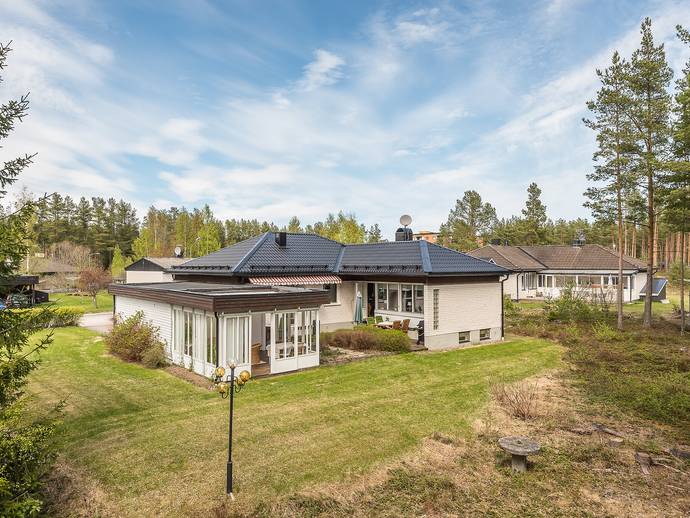 7.0 rok · 112.0 m² · Molnvägen 3