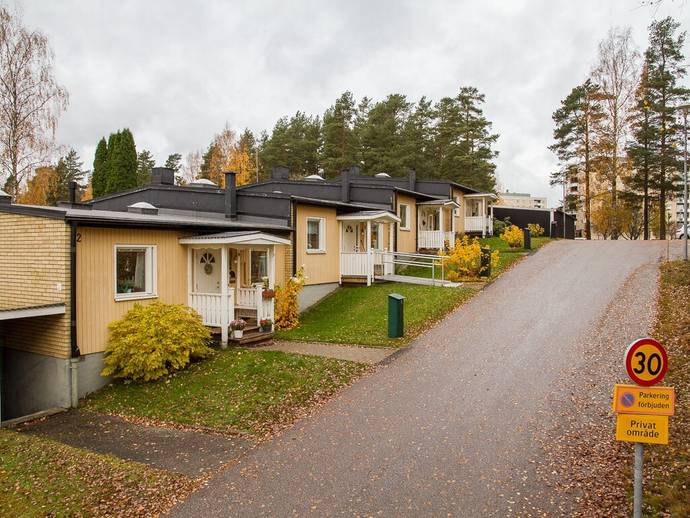 3 rok · 81 m² · Skogsfruvägen 2 B