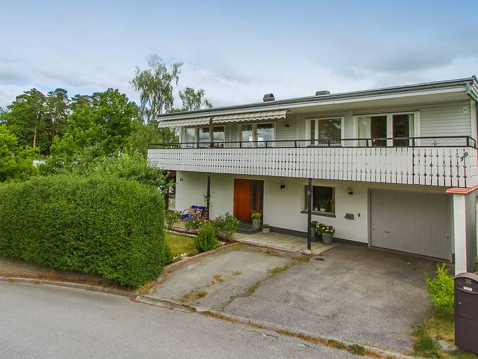 6 rok · 195 m² · Linjemästarvägen 38