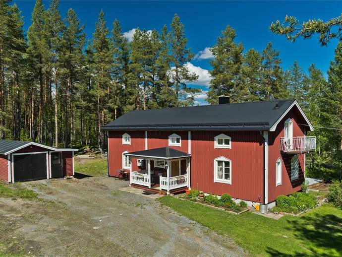 4 rok · 155 m² · Frostkåge 332