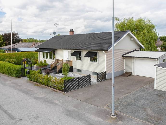 6 rok · 120 m² · Kvarnvägen 4