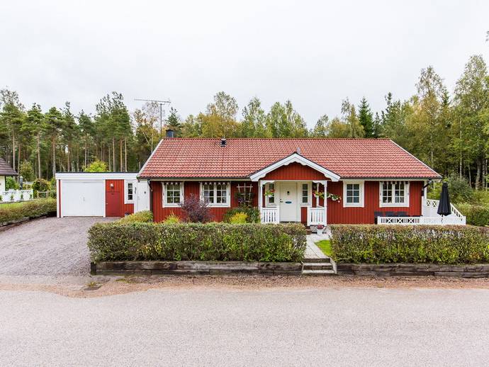 4.0 rok · 130.0 m² · Tallbacksgatan 33
