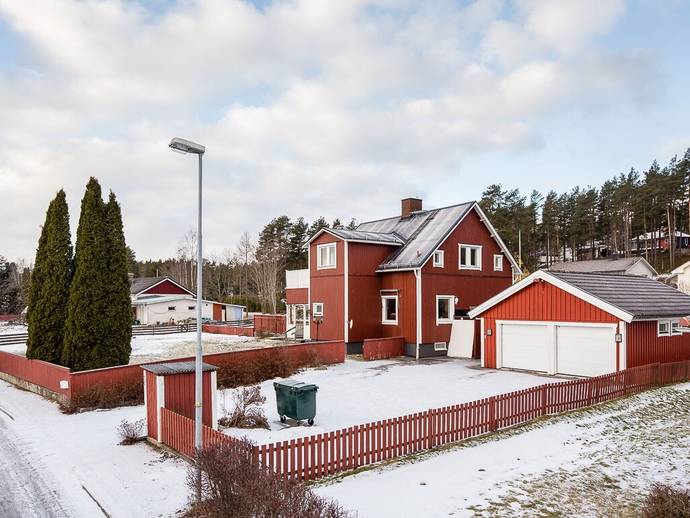 4 rok · 105 m² · Guldsmedsvägen 20