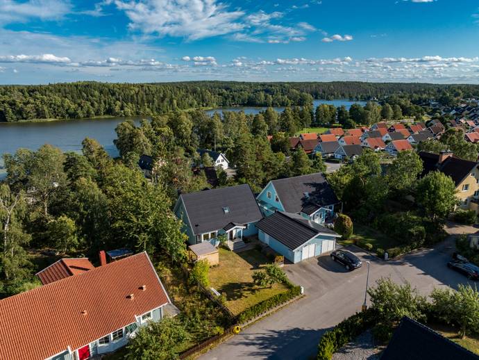 6 rok · 146 m² · Stora vägen 61