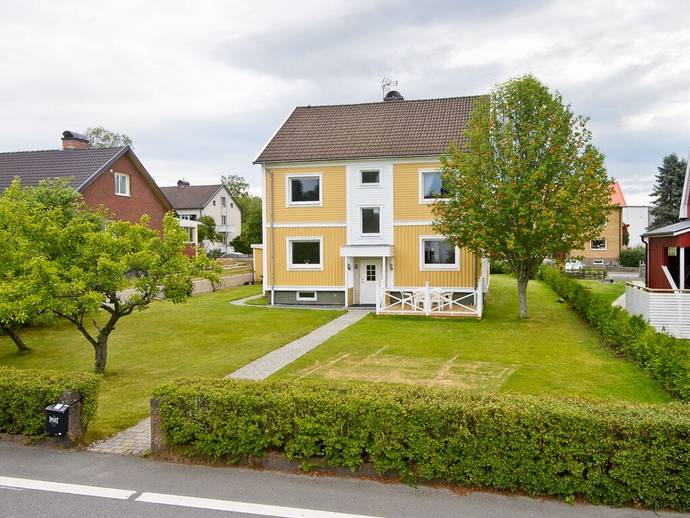 9 rok · 222 m² · Norrbodavägen 8