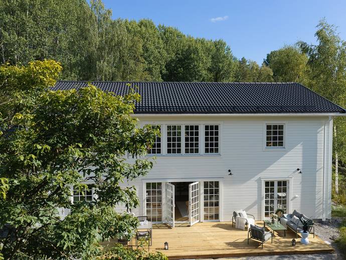7 rok · 237 m² · Violvägen 11