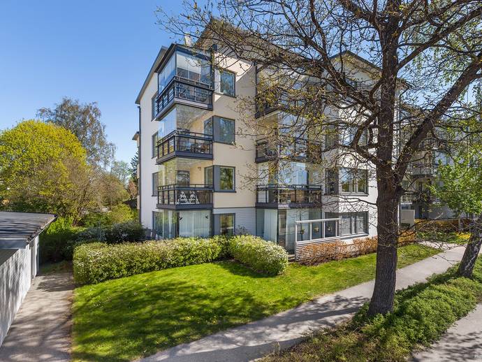 4 rok · 98,5 m² · Apelvägen 3a