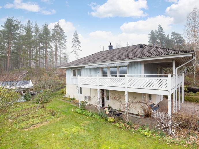 4 rok · 125 m² · Reuterholms väg 15