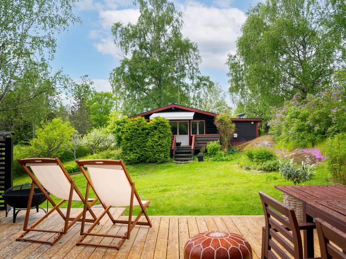 Blåmesvägen 2 i Uttervik, Nyköpings kommun - fritidsboende till salu ...