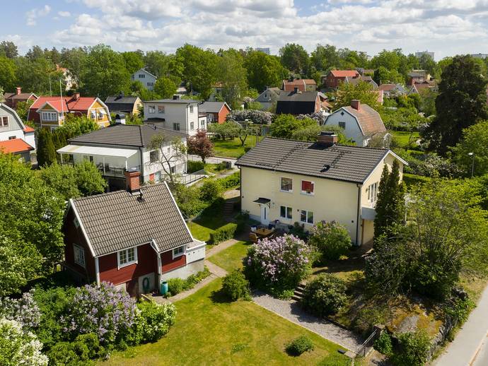 7 rok · 150 m² · Sköldingevägen 51-53