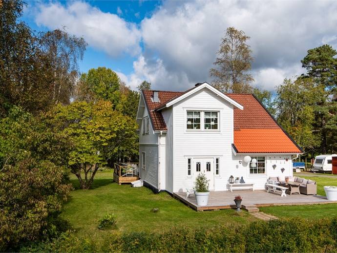 6 rok · 145 m² · Påskarpsvägen 13