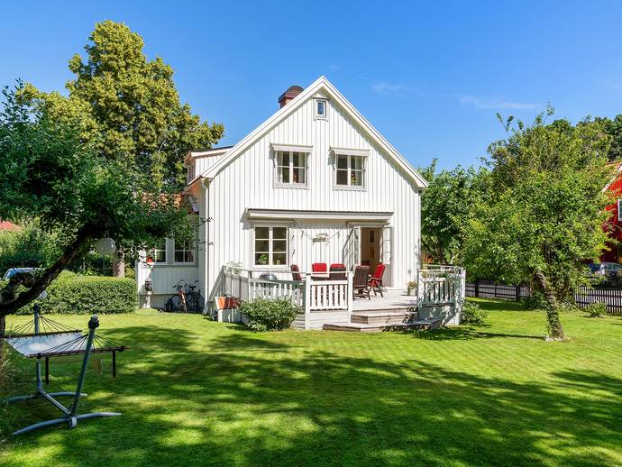 6 rok · 130 m² · Stockholmsvägen 90
