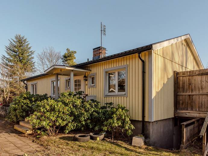 6 rok · 102 m² · Stiltjevägen 11