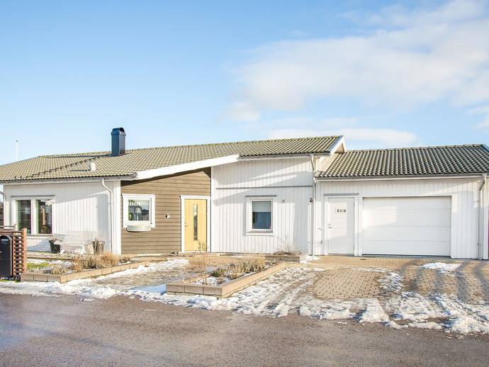 5 rok · 175 m² · Hallonvägen 23
