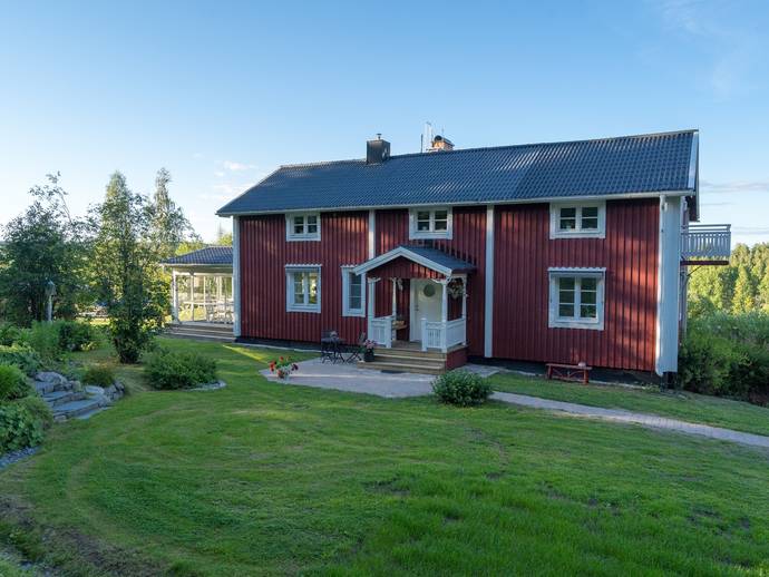 6 rok · 168 m² · Södra Hedensbyn 74