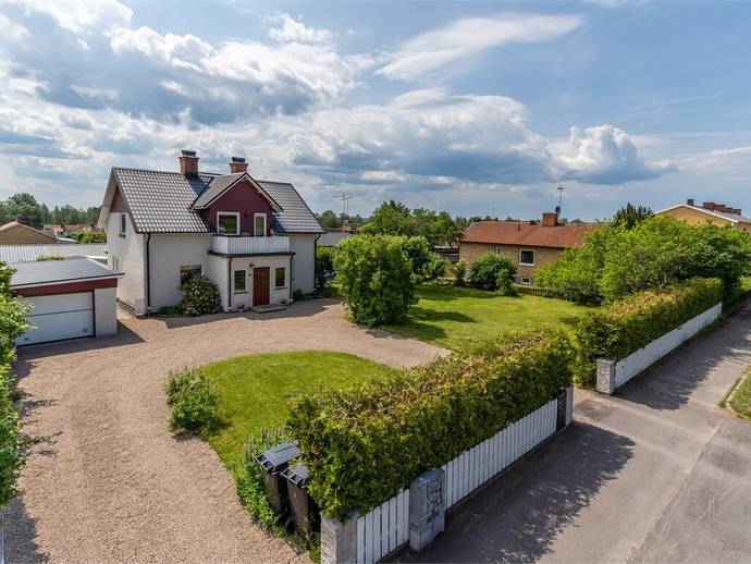 7 rok · 150 m² · Storgatan 106