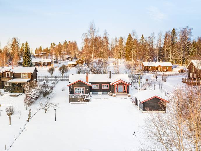 7 rok · 115 m² · Ovabacksgattu 50
