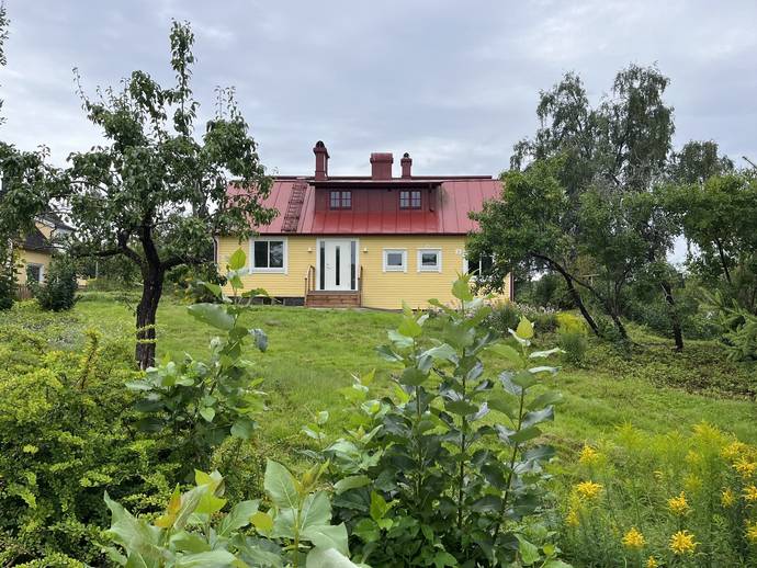 stenlyckegatan-13-i-alvesta-centrum-alvesta-kommun-villa-till-salu