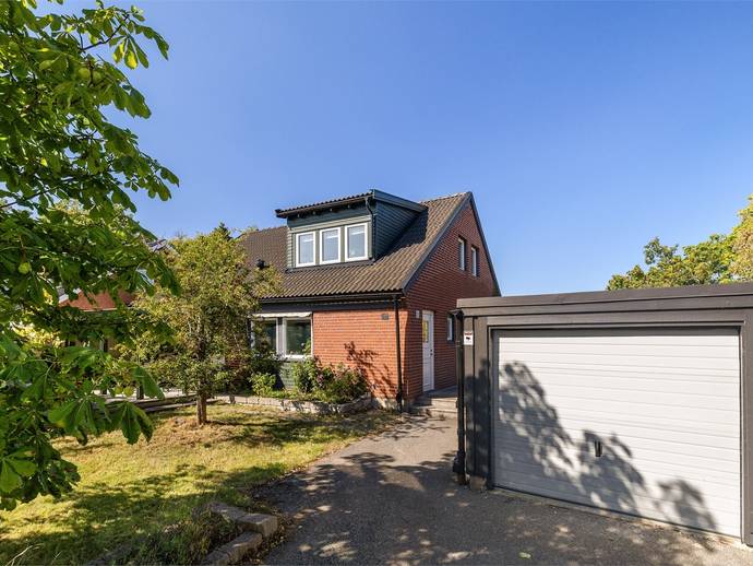 7 rok · 150 m² · Champinjonvägen 5