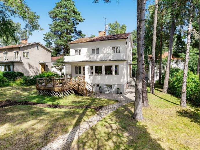 223 m² · Ehrenstrahlsvägen 5