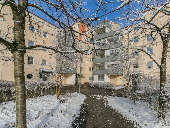 2 rok · 71,5 m² · Fyrspannsvägen 66