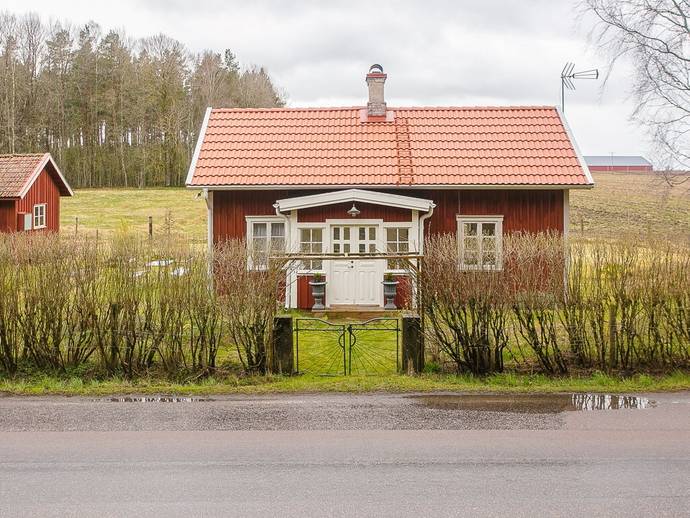 1 rok · 45 m² · Skeby Skogslund 1