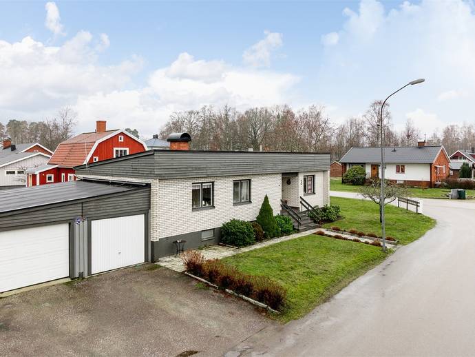 4 rok · 117 m² · Lundavägen 3