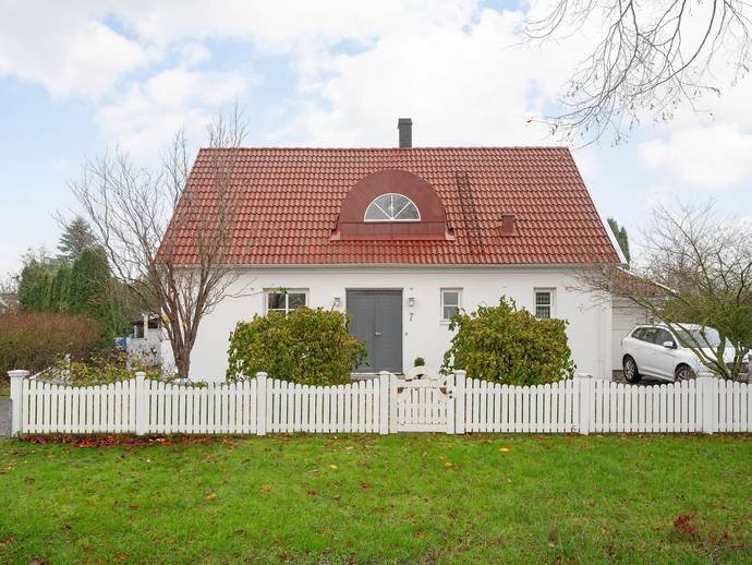 Bergströms väg 7 Såld villa (Äganderätt) Bergströmshusen