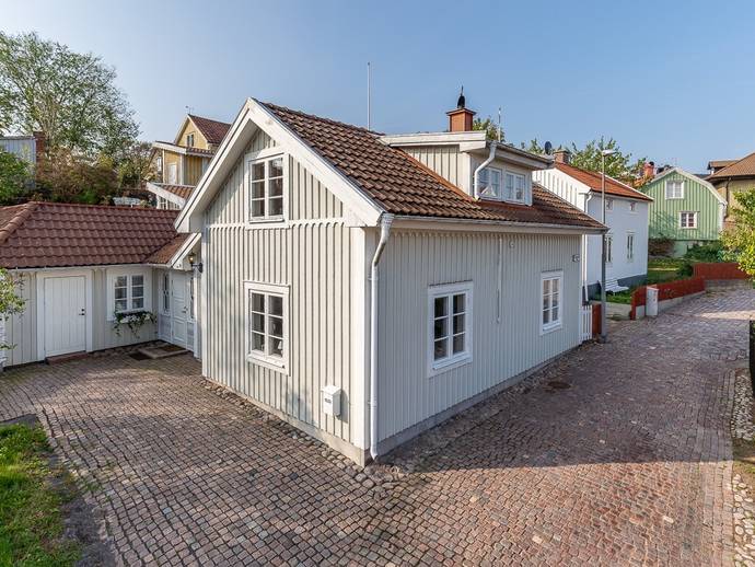 4 rok · 106 m² · Klysgränd 4