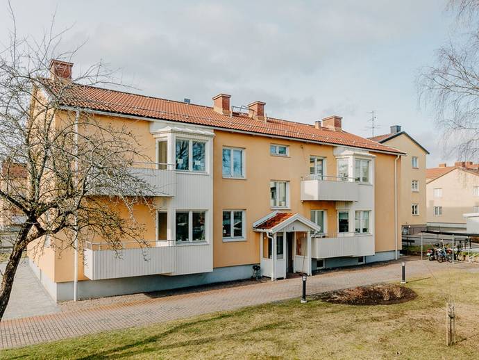 4 rok · 94 m² · Rotegatan 8