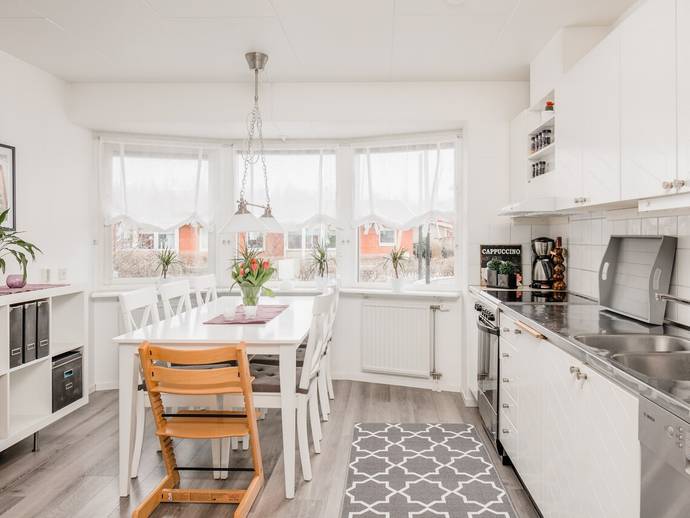 4 rok · 99 m² · Stenelidsvägen 161